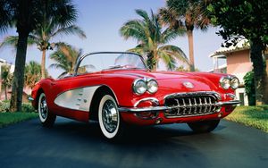 Превью обои 1960 chevrolet corvette, chevrolet corvette, chevrolet, кабриолет, красный, пальмы