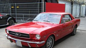 Превью обои 1965, ford, mustang, жесткая крыша, вид спереди