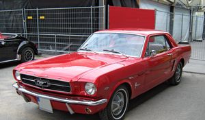 Превью обои 1965, ford, mustang, жесткая крыша, вид спереди