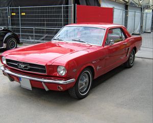 Превью обои 1965, ford, mustang, жесткая крыша, вид спереди