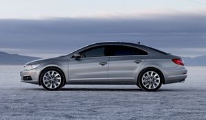 Превью обои 2009 volkswagen cc, volkswagen, серебристый, вид сбоку