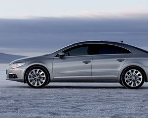 Превью обои 2009 volkswagen cc, volkswagen, серебристый, вид сбоку