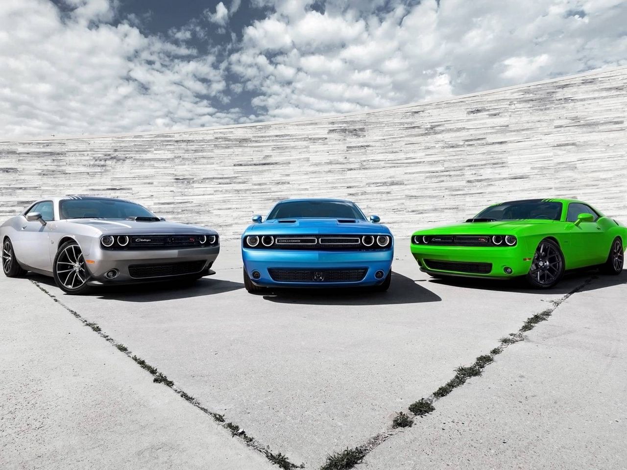 Dodge challenger спорт