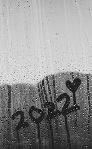 Превью обои 2022, новый год, сердечко, стекло, дождь, капли