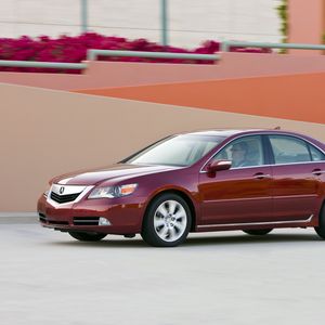 Превью обои acura, rl, красный, вид сбоку, акура, авто, стиль, движение, здание