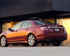 Превью обои acura, rl, красный, вид сбоку, стиль, акура, седан, авто, здание