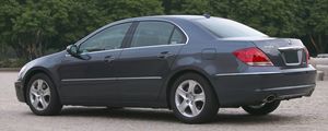 Превью обои acura, rl, серый, вид сбоку, стиль, акура, авто, деревья, асфальт