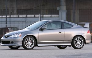 Превью обои acura, rsx, 2003, серый металлик, вид сбоку, стиль, авто, акура, здание, асфальт