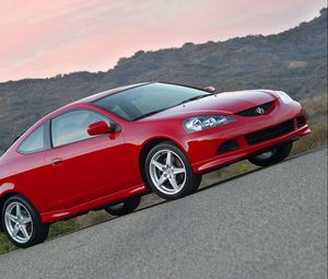 Превью обои acura, rsx, 2006, красный, вид сбоку, стиль, авто, горы, природа, асфальт