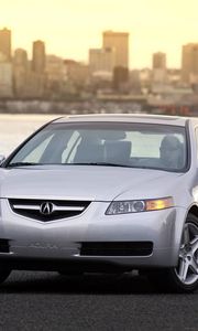 Превью обои acura, tl, 2004, серебряный металлик, вид спереди, стиль, авто, акура, закат, город, вода