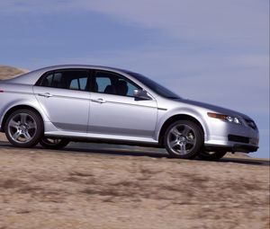 Превью обои acura, tl, 2004, серебряный металлик, вид сбоку, стиль, авто, акура, скорость, природа