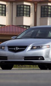 Превью обои acura, tl, 2007, серебряный металлик, вид спереди, стиль, авто, здание, трава