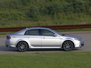 Превью обои acura, tl, 2007, серебряный металлик, вид сбоку, стиль, акура, авто, скорость, природа, кустарники, трава