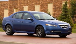 Превью обои acura, tl, 2007, синий, вид сбоку, стиль, авто, акура, здание, кустарники