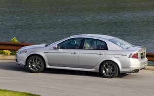 Превью обои acura, tl, 2007, серебряный металлик, вид сбоку, стиль, акура, авто, трава, вода, асфальт