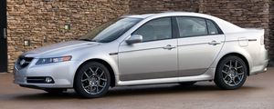 Превью обои acura, tl, 2007, серебряный металлик, вид сбоку, стиль, авто, акура, здание, асфальт