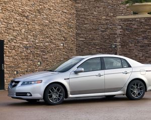 Превью обои acura, tl, 2007, серебряный металлик, вид сбоку, стиль, авто, акура, здание, асфальт