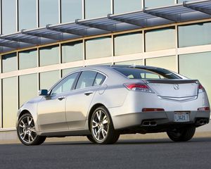 Превью обои acura, tl, 2008, серебряный металлик, вид сбоку, стиль, авто, акура, здание, асфальт