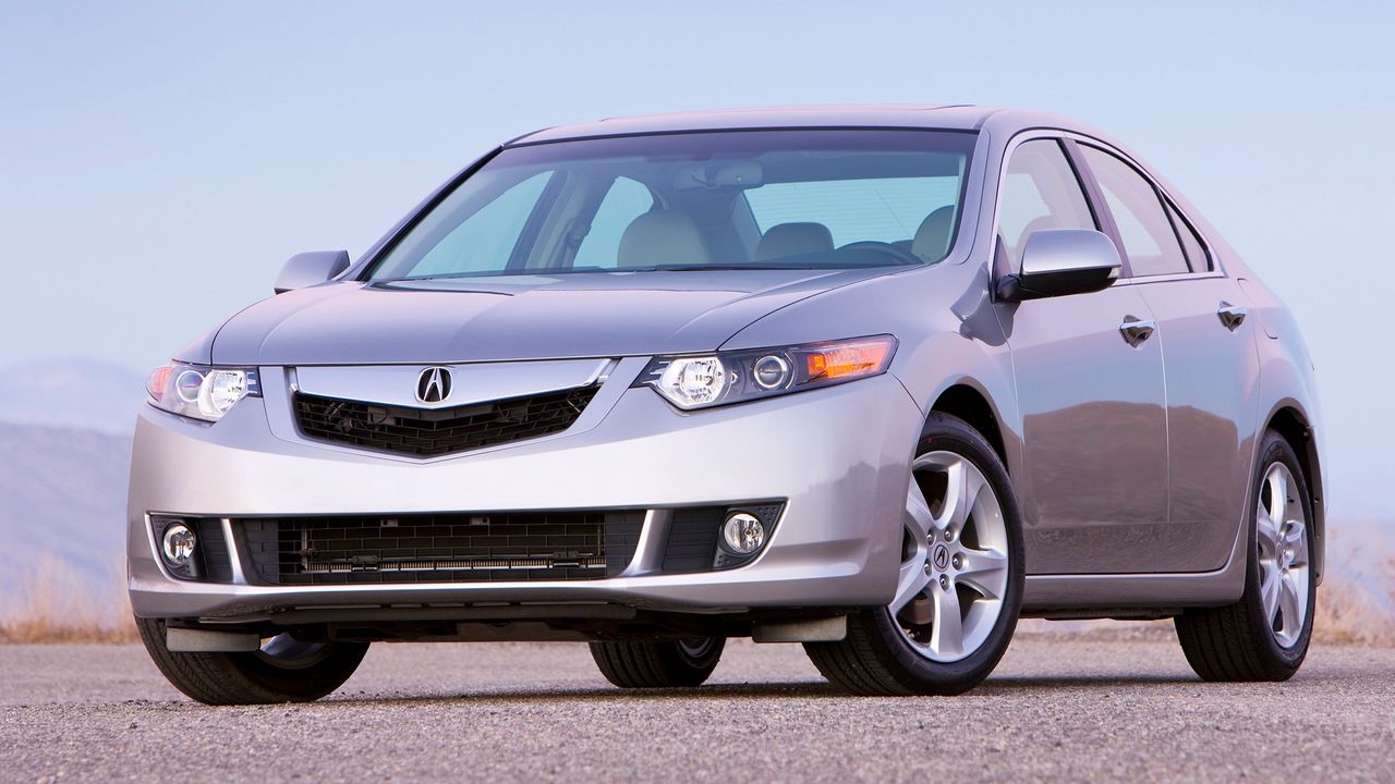 Обои acura, tsx, 2008, серебряный металлик, вид спереди, стиль, авто, акура, небо