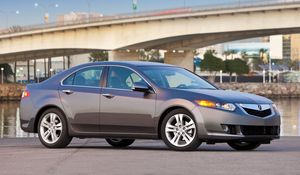 Превью обои acura, tsx, v6, серый, вид сбоку, стиль, авто, акура, небо, мост, деревья, асфальт