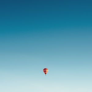 Превью обои аэростат, воздушный шар, полет, небо, минимализм