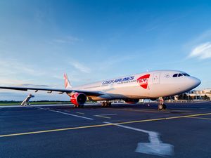 Превью обои airbus, a330, 300, czech, airlines