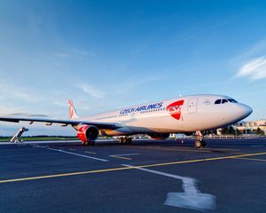 Превью обои airbus, a330, 300, czech, airlines