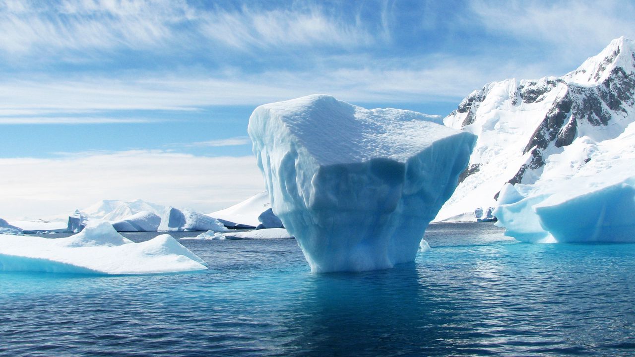 Обои айсберг, антарктида, льдина, океан