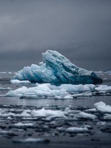 Превью обои айсберг, лед, вода, замерзший