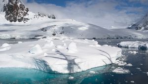 Превью обои айсберг, вода, лед, снег