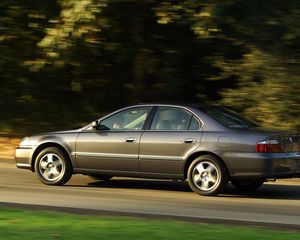 Превью обои акура, 2002, серый, вид сбоку, стиль, acura, tl, авто, скорость, трава, деревья