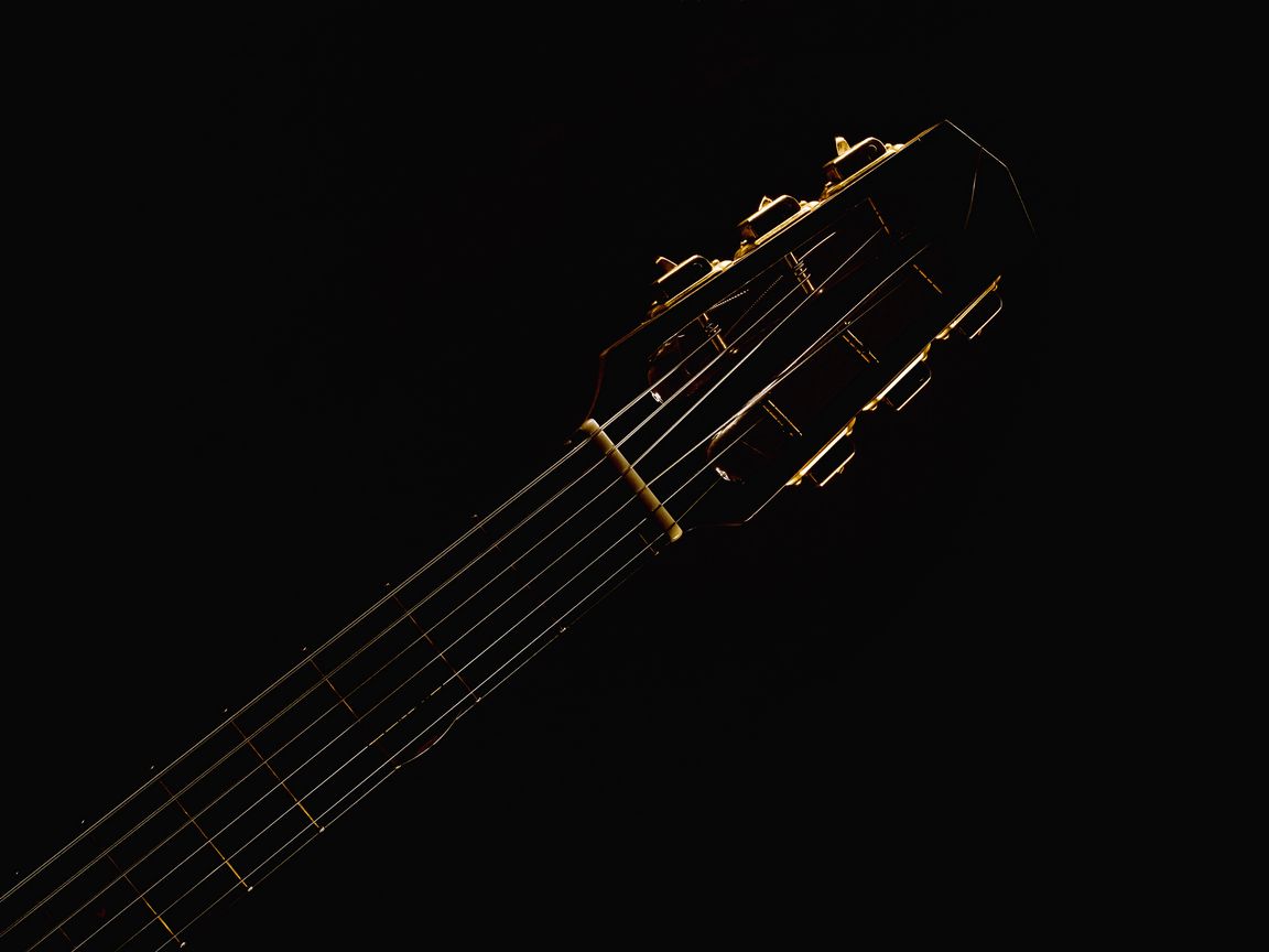 1152x864 Обои акустическая гитара, гитара, струны, музыка, темнота