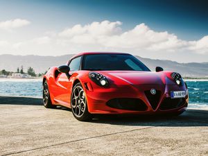 Превью обои alfa romeo, 4c, au-spec, красный вид сбоку