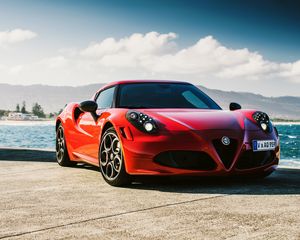 Превью обои alfa romeo, 4c, au-spec, красный вид сбоку