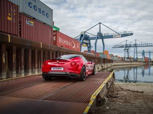 Превью обои alfa romeo, 4c, zender, красный, вид сзади