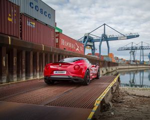 Превью обои alfa romeo, 4c, zender, красный, вид сзади