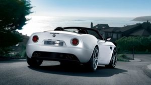 Превью обои alfa romeo, 8c, spider, вид сзади