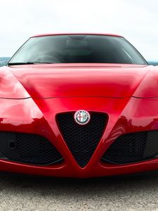 Превью обои alfa romeo, красный, вид спереди