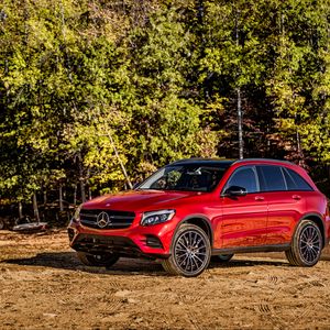 Превью обои amg, mercedes-benz, glk-class, x2536, красный, вид сбоку