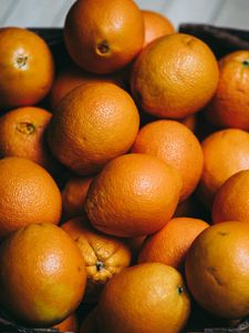 Превью обои апельсины, цитрусы, фрукты, спелый, коробка