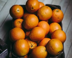 Превью обои апельсины, цитрусы, фрукты, спелый, коробка