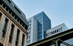 Превью обои архитектура, город, здания, небоскребы, мост, стекло