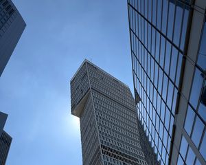 Превью обои архитектура, небоскреб, здание, окна, небо