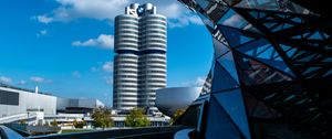 Превью обои архитектура, строение, здания, bmw, современный, небоскребы