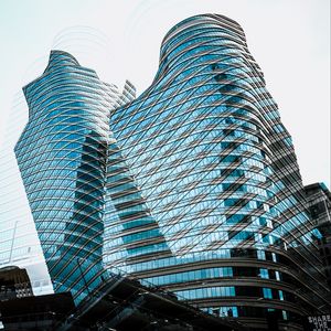 Превью обои архитектура, здание, стекло, окна, грани