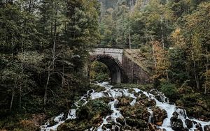 Превью обои арка, водопад, скалы, камни, деревья