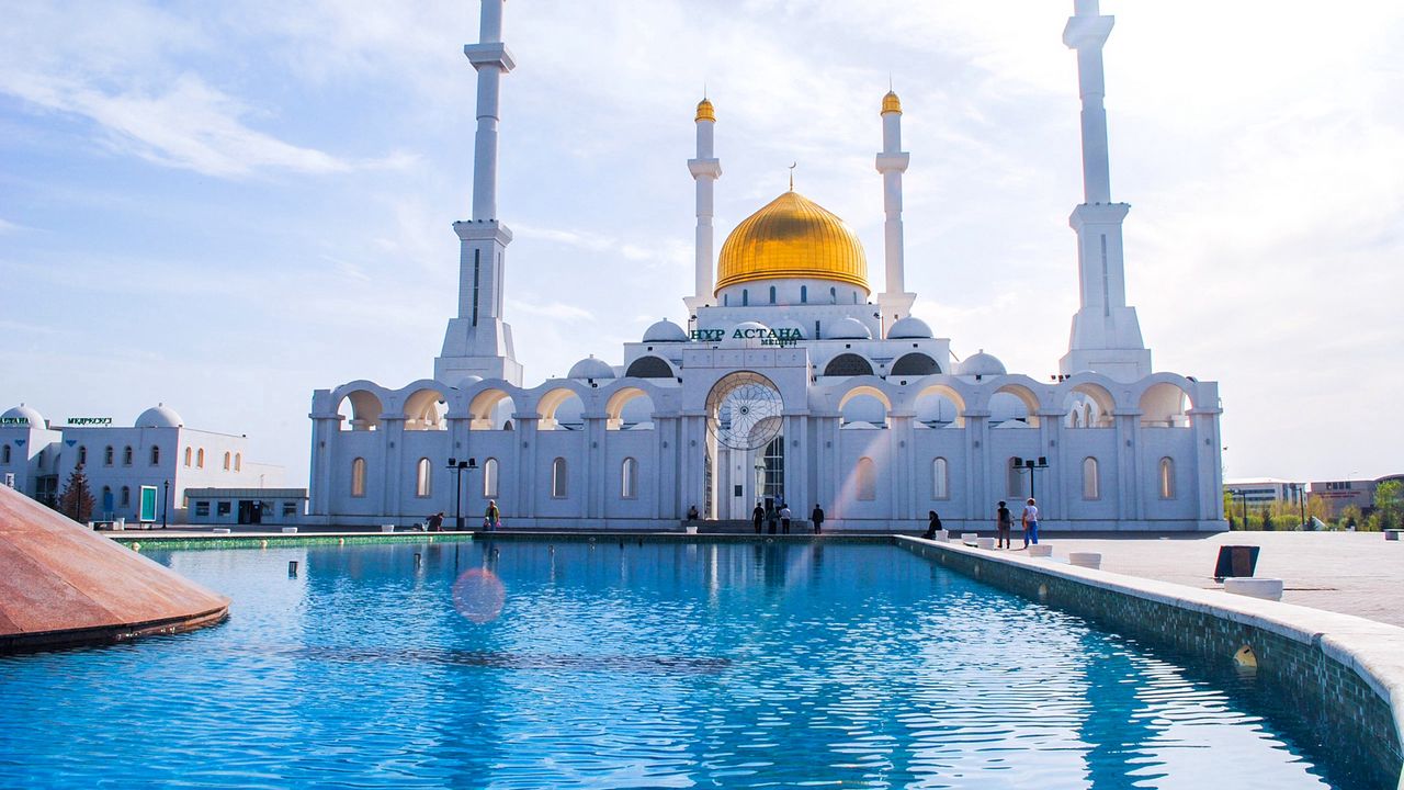 Обои астана, мечеть, минарет, казахстан