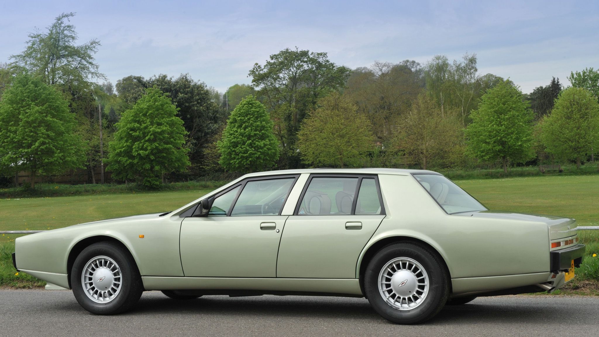 Aston Martin Lagonda 1982