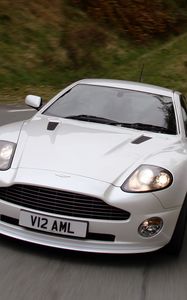 Превью обои астон мартин, 2004, белый, вид спереди, авто, aston martin, v12, vanquish