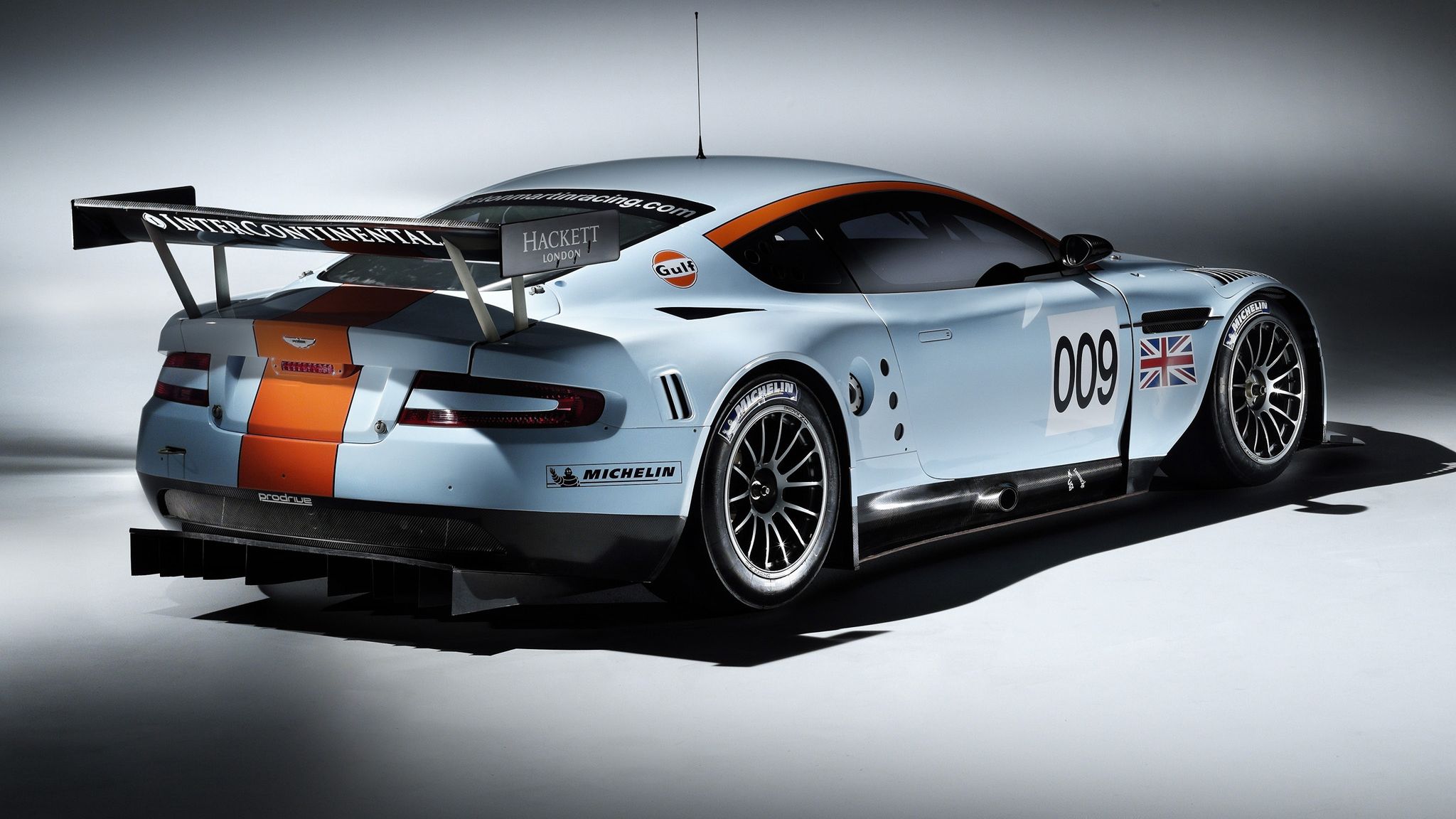 aston martin dbr9